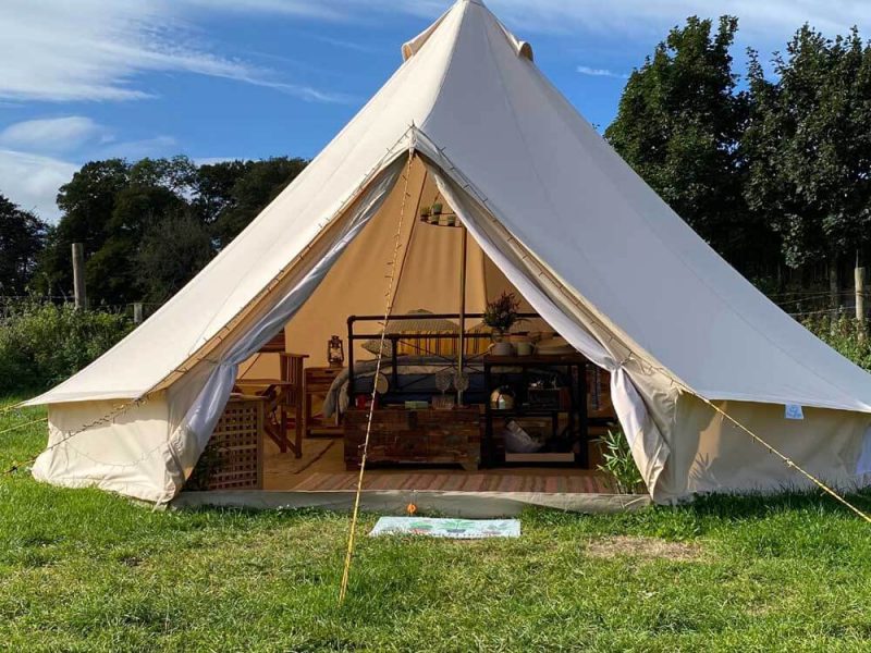 Glamping in Hertfordshire: 18 glampsites - Smudged Postcard