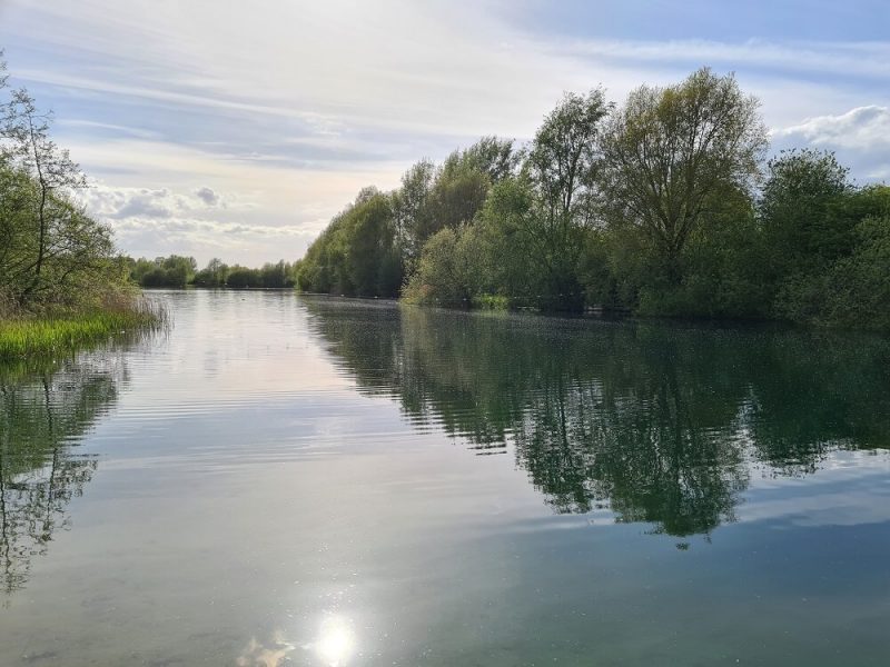 Outdoor swimming Hertfordshire: lidos, rivers, lakes - Smudged Postcard