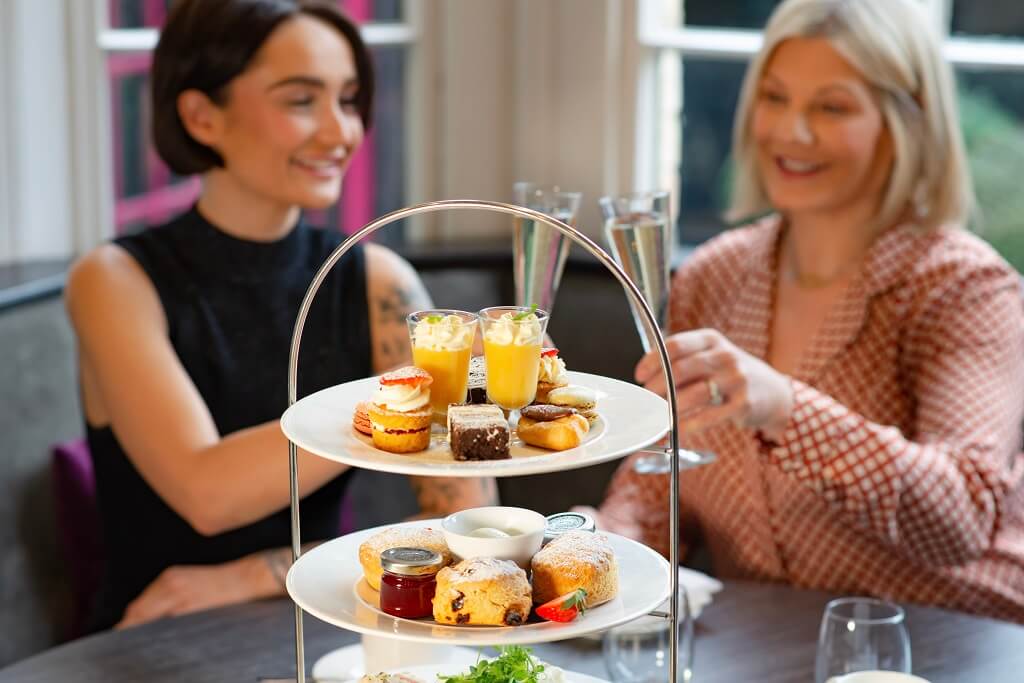 The best places to enjoy afternoon tea in Cambridge - Smudged Postcard